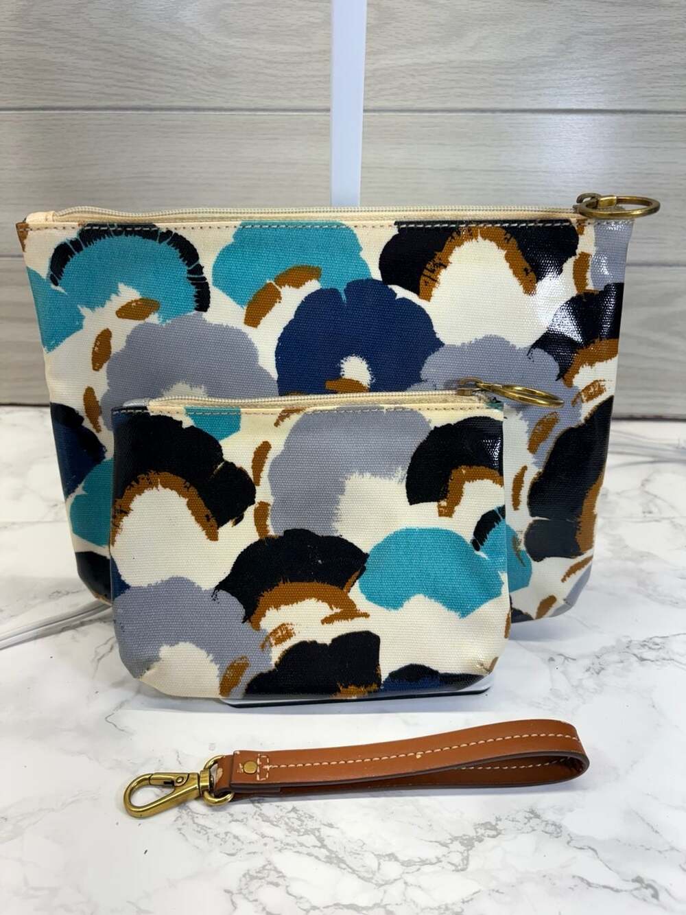 Fossil Floral Print Coated Canvas Wristlet Pouch Set